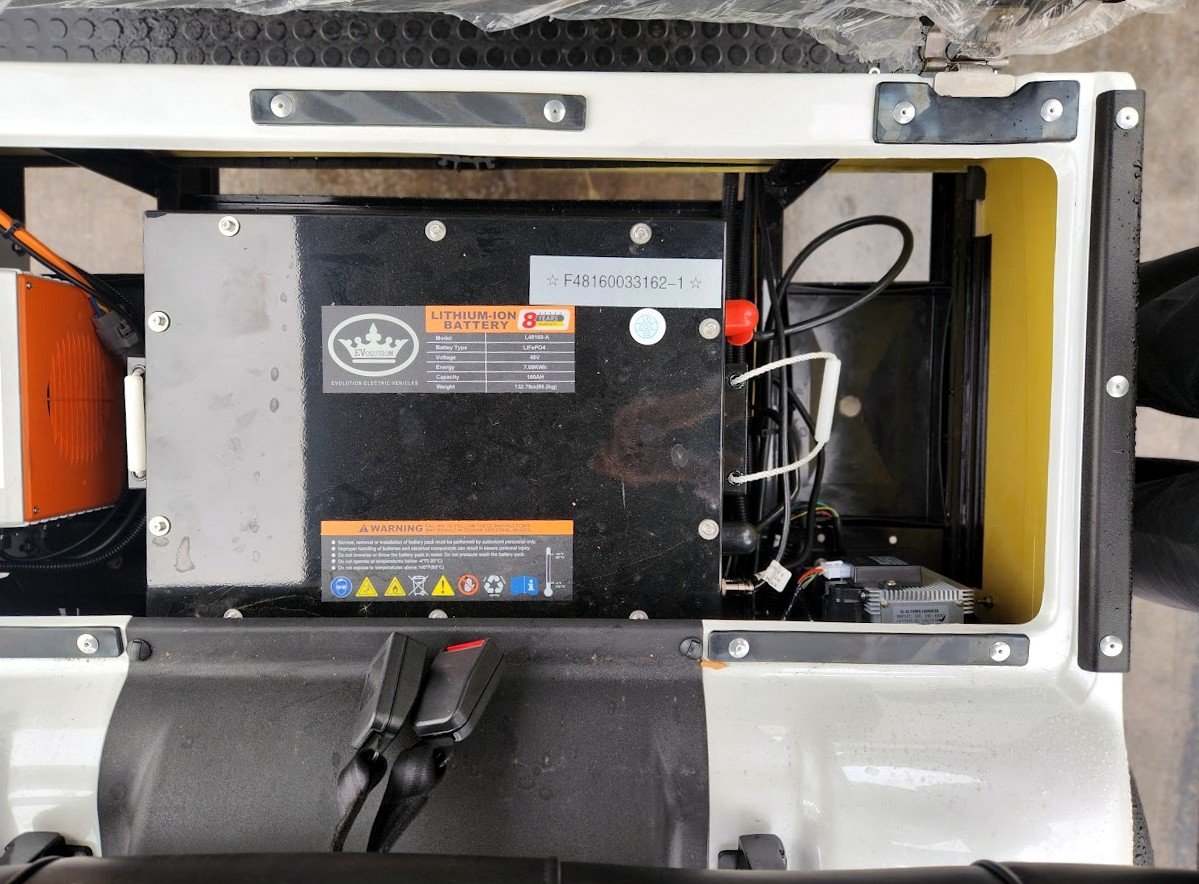 2025-Evolution-6-passenger-White-Lithium-Forester-6-EV-BE0241793-9995-Lithium-Battery-2.jpg