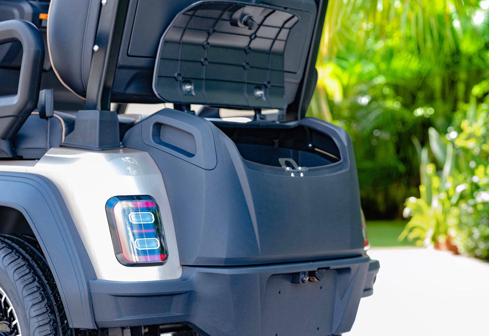 EPIC-E40FX-Golf-Cart_25-4.jpg